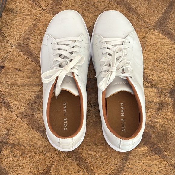 Cole Haan Women’s Grand sneakers - Picture 3 of 15